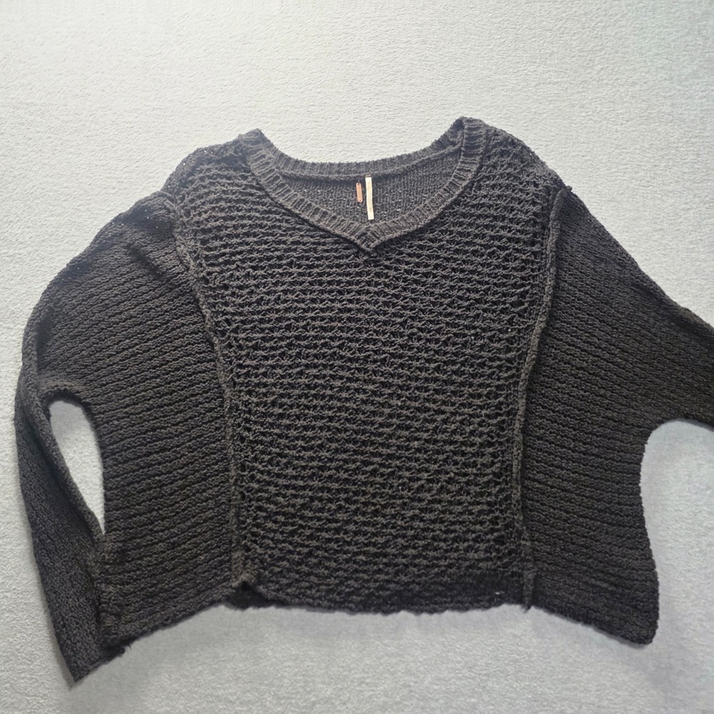 Free People Chunky Open Knit Cropped Sweater Womens Medium Black Oversized Boxy